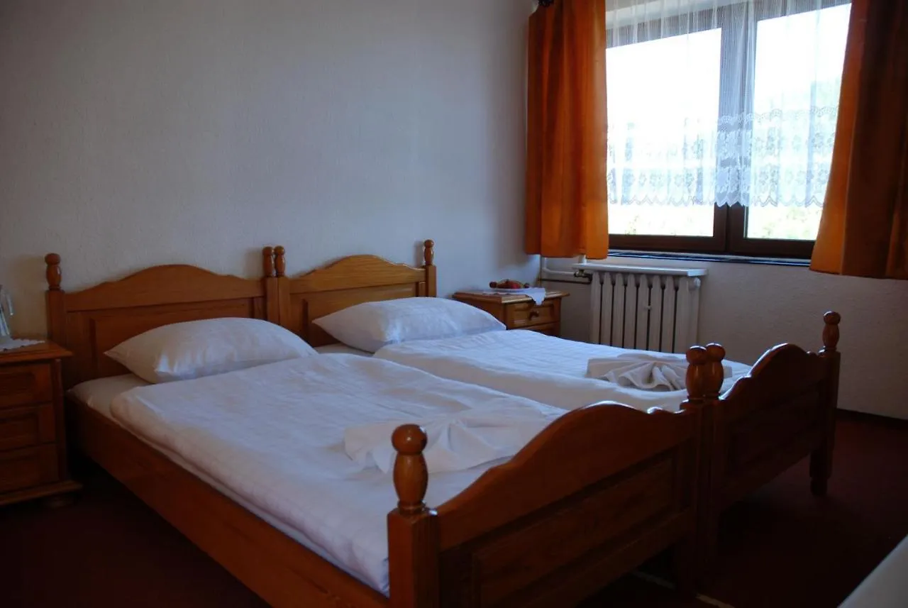 Bed & Breakfast Osrodek Wypoczynkowy Pod Stokiem Bed and Breakfast Karpacz