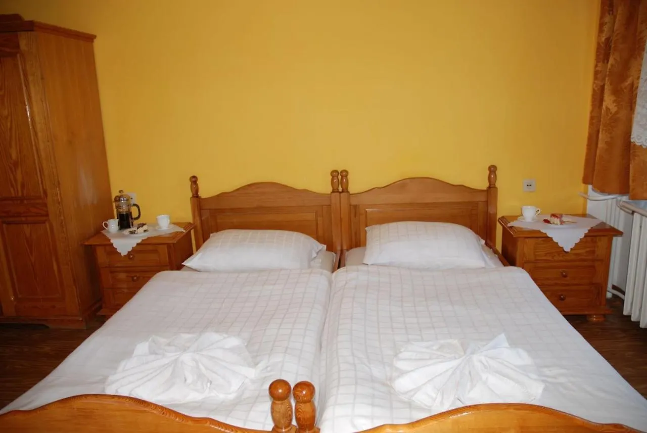 Osrodek Wypoczynkowy Pod Stokiem Bed and Breakfast Karpacz 0*,  Polen